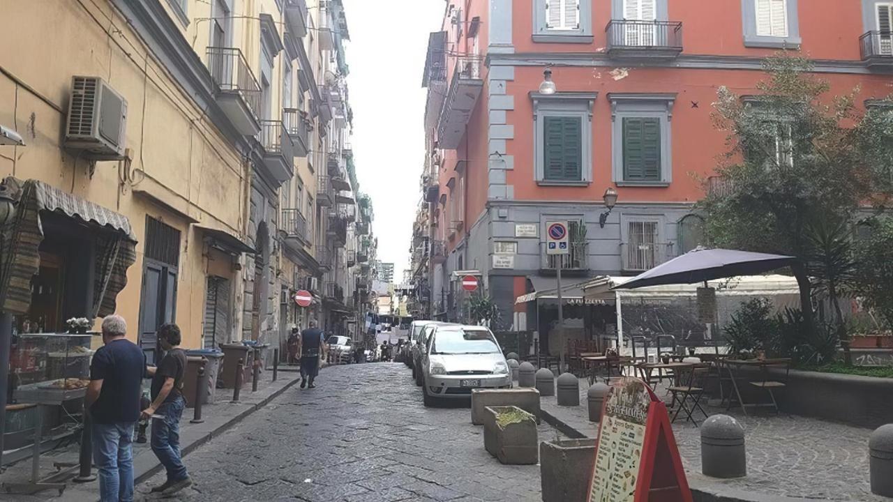 Casa Di Susy Bed & Breakfast Napoli Dış mekan fotoğraf